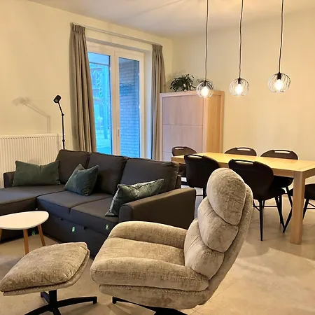 Ruytingen Modern Seaside Appartement